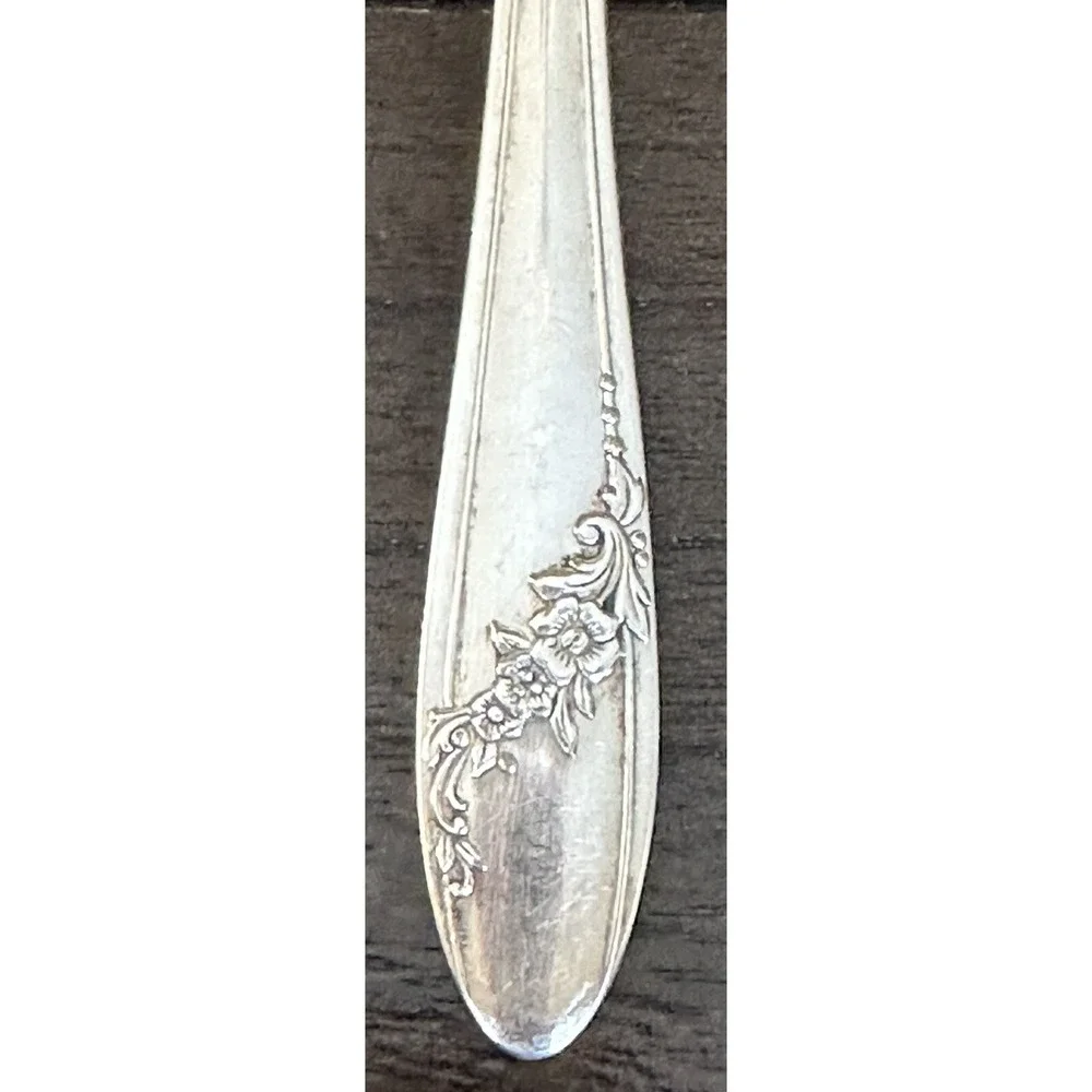 Vintage Tudor Plate Oneida Community Queen Bess II Serving Fork
